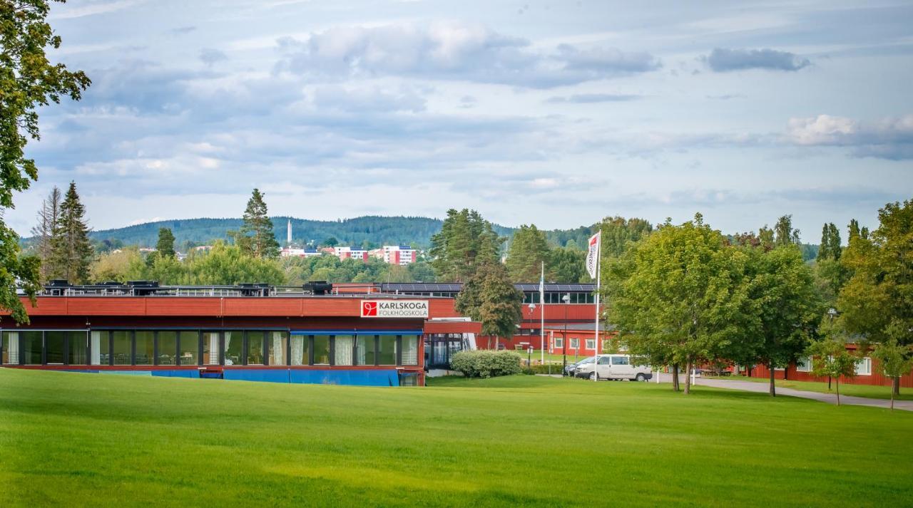 Karlskoga Folkhoegskola Vandrarhem Udden Exterior photo